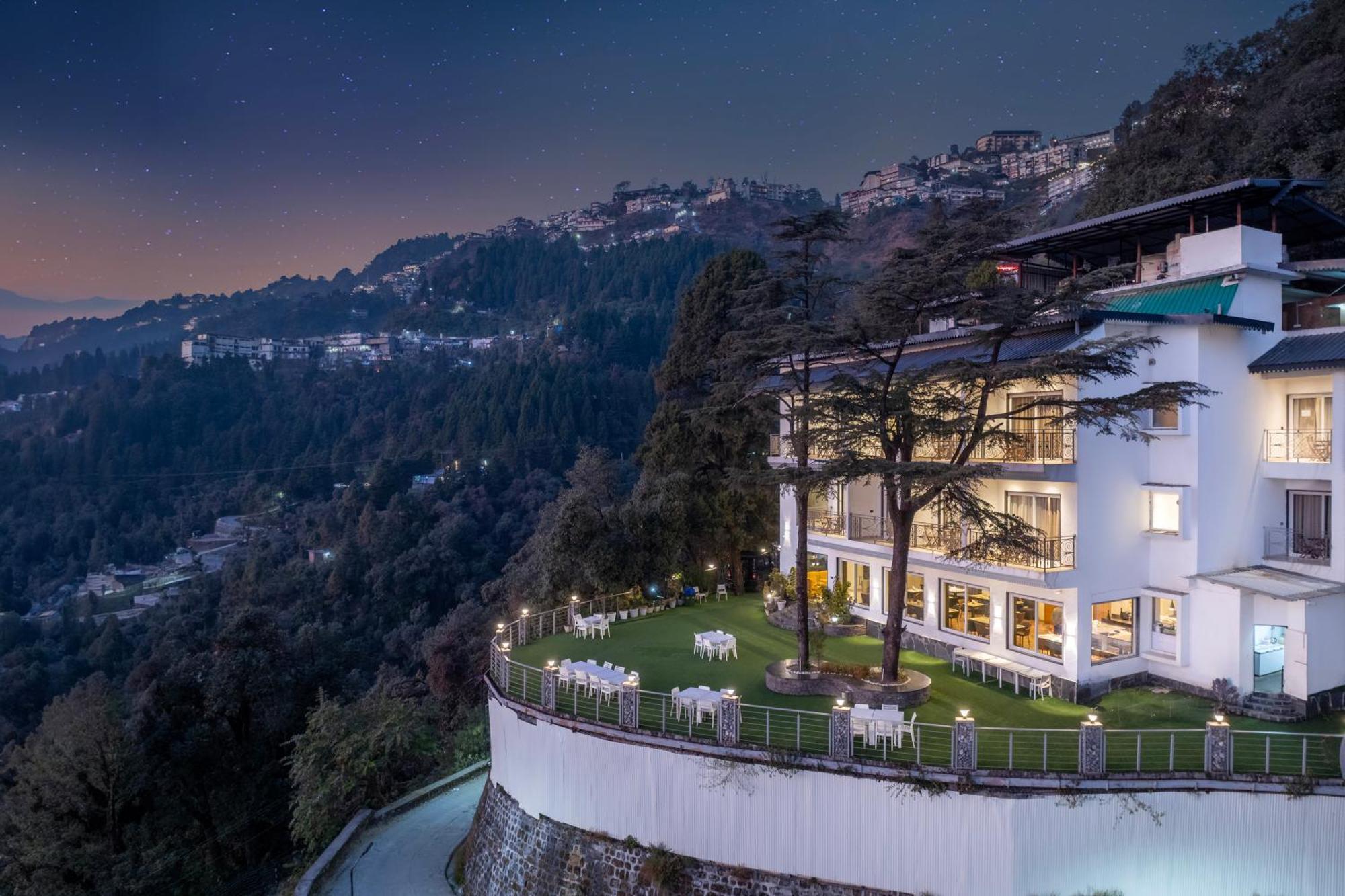 Echor Baris Resort Mussoorie Buitenkant foto