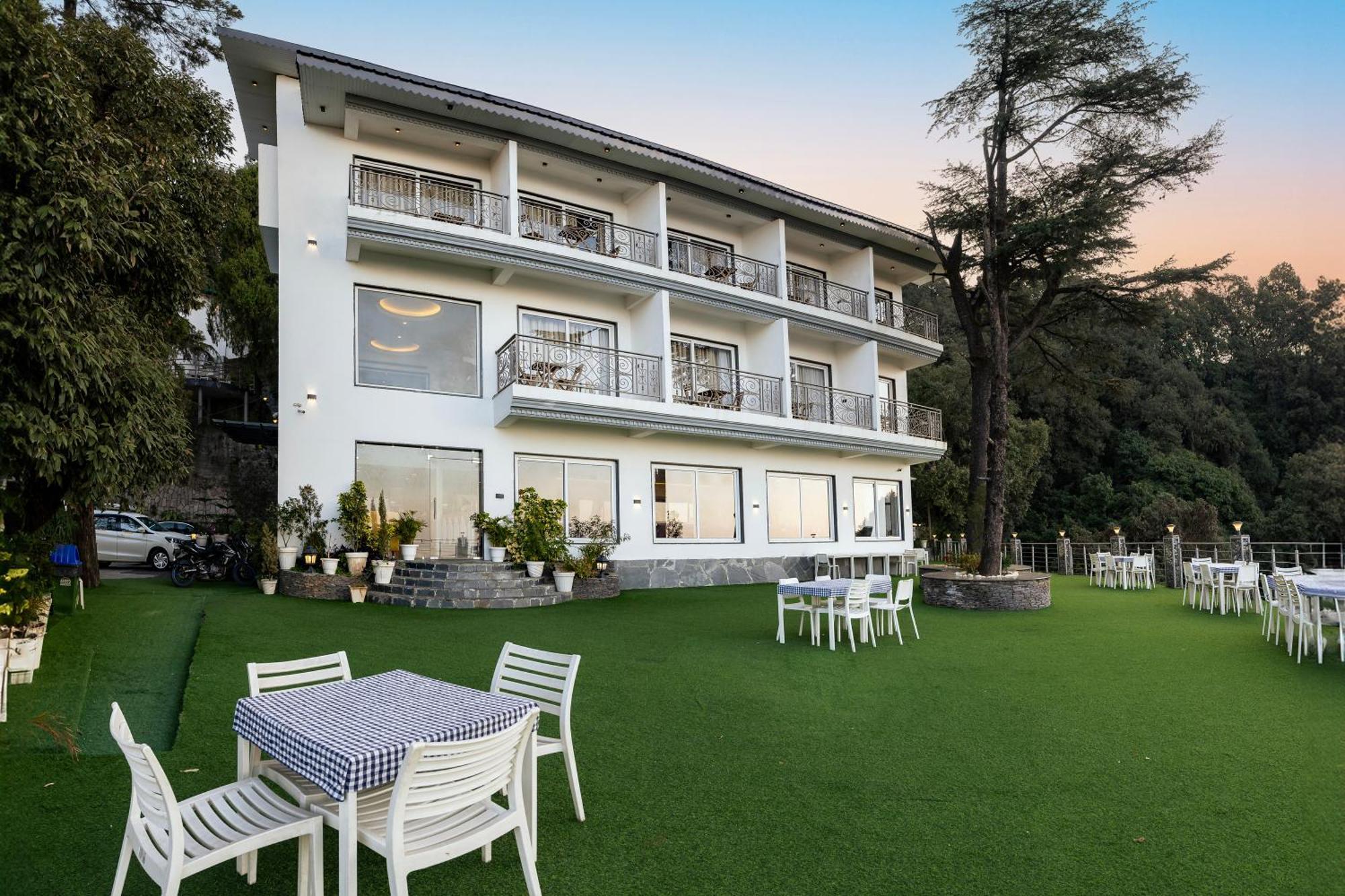 Echor Baris Resort Mussoorie Buitenkant foto