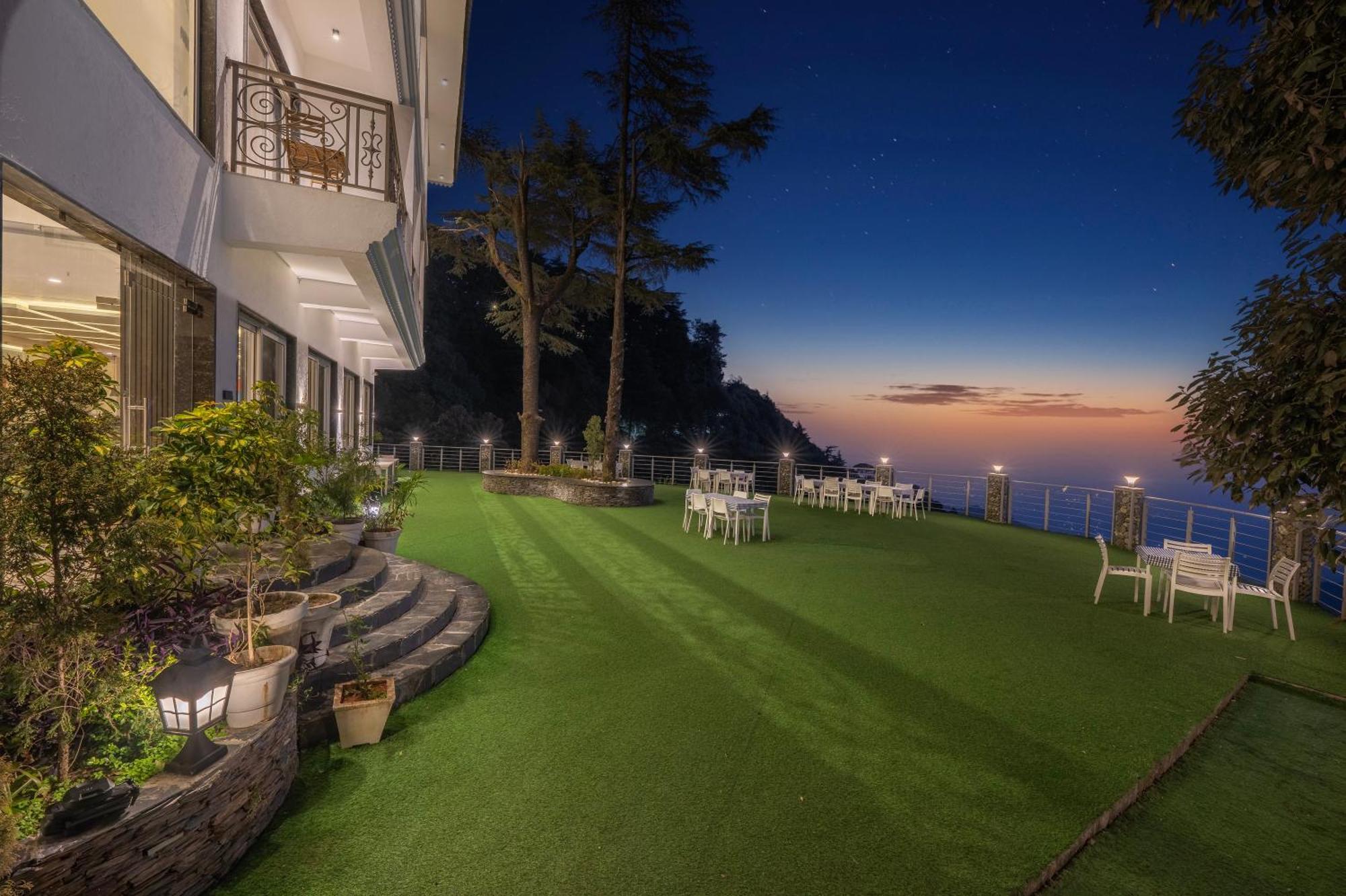 Echor Baris Resort Mussoorie Buitenkant foto