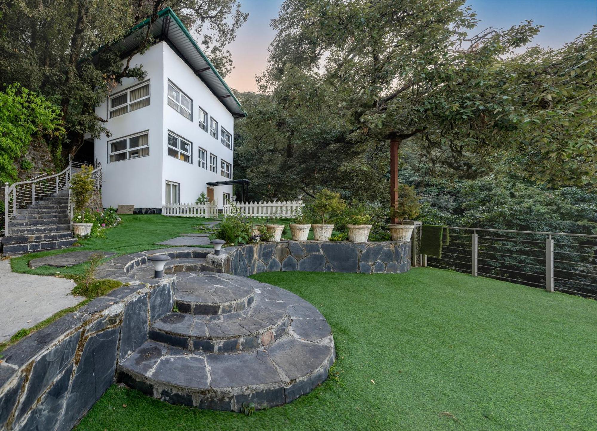 Echor Baris Resort Mussoorie Buitenkant foto